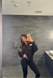 742007399: Chica busca chico en Lérida