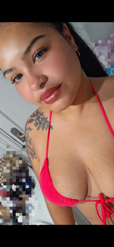 Chica busca chico en Granada: 