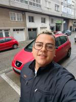 614249986: Chico busca chica en Lugo