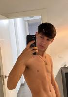 674344545: Chico busca chica en Málaga