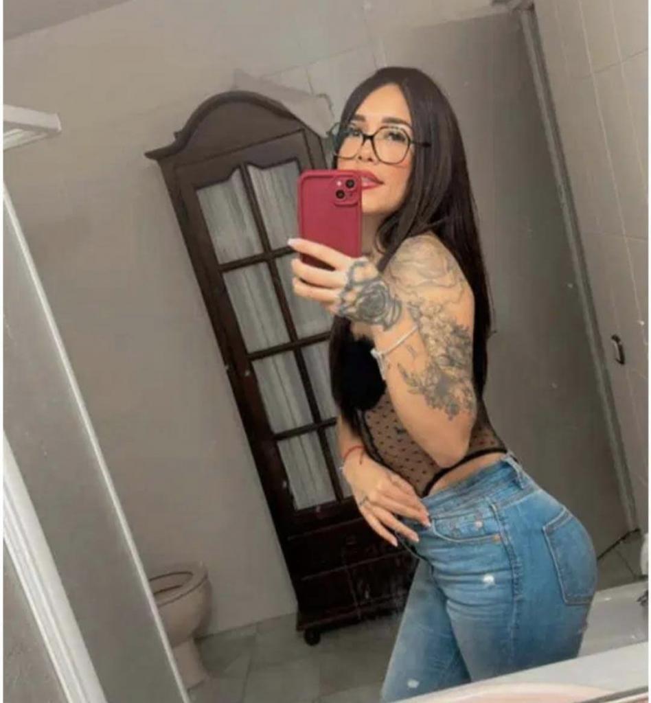 Chica busca chico en Cádiz: 