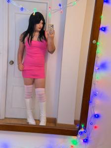 697484966: Travesti en León