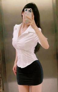 643935150: Chica busca chico en Barcelona