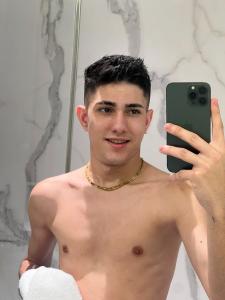 604385797: Chico busca chica en Alicante