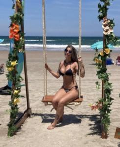 642594393: Chica busca chico en La Coruña