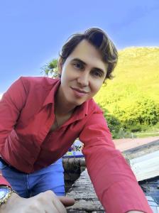 645177437: Chico busca chica en Madrid