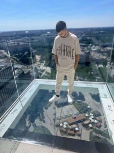 Chico busca chica en Madrid: 