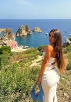 697670408: Chica busca chico en Madrid