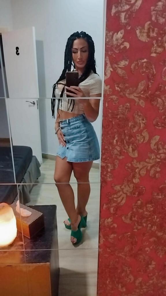 Chica busca chico en Barcelona: 