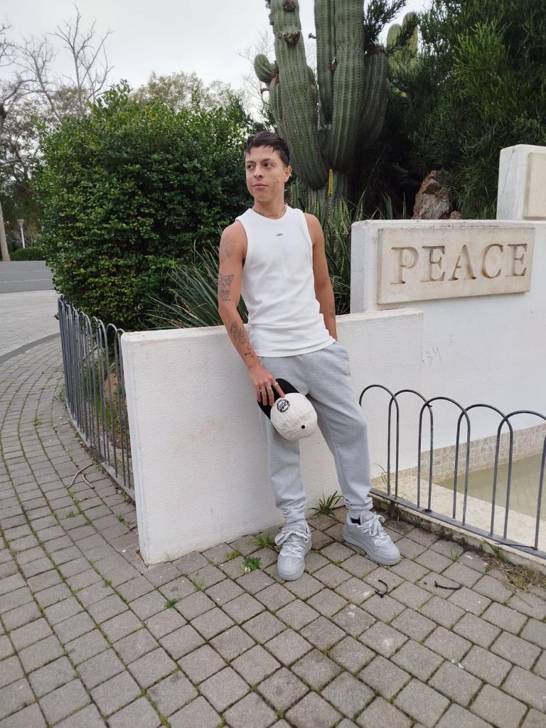 Chico busca chica en Ibiza: 