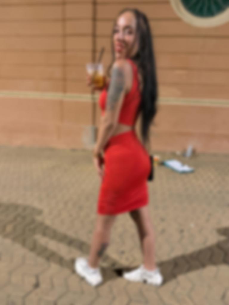 Chica busca chico en Sevilla: 