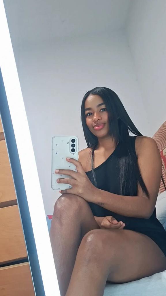 600697885: Chica busca chico en Córdoba