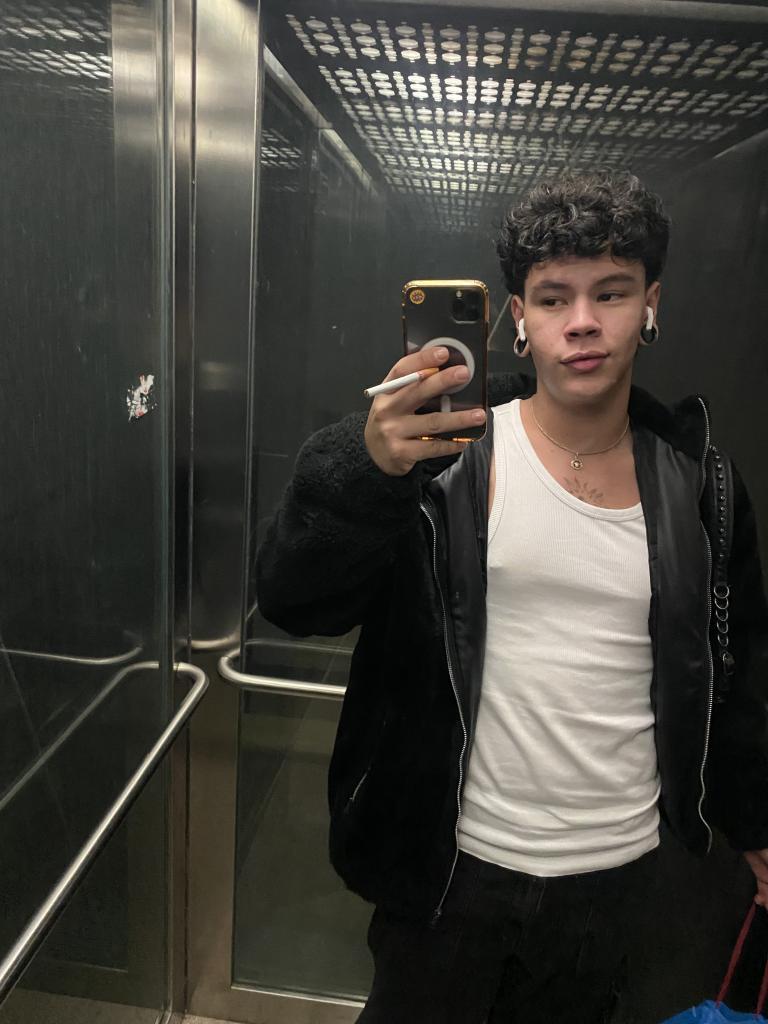 Chico busca chica en Mallorca: 