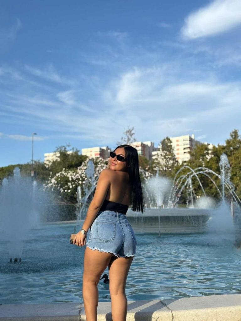 613541809: Chica busca chico en Zaragoza