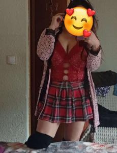 611210152: Chica busca chico en Madrid