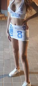 742097671: Chica busca chico en Madrid