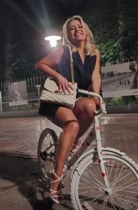 614871158: Chica busca chico en Burgos