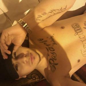 694279421: Chico busca chica en Barcelona