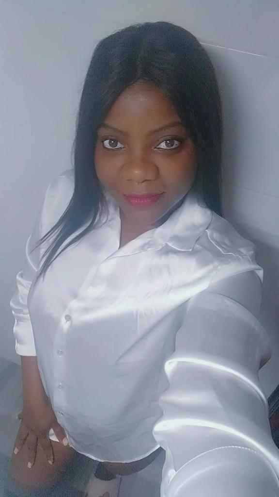 Chica busca chico en Cádiz: 