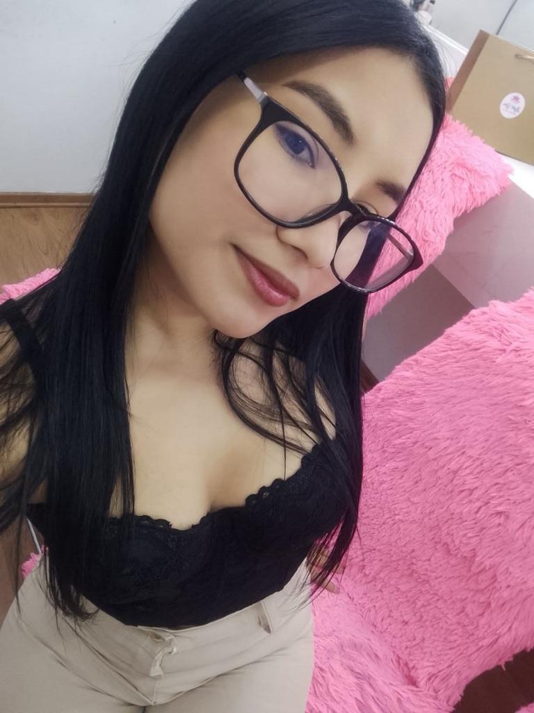 672976621: Chica busca chico en Tenerife