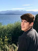 672029480: Chico busca chica en Barcelona