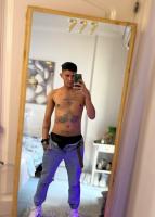 617658902: Chico busca chica en Sevilla