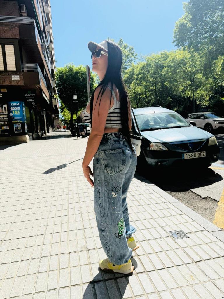 Chica busca chico en Cáceres: Chica busca chico