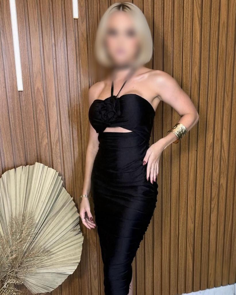 655237679: Chica busca chico en Sevilla