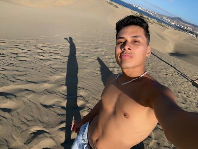 633152670: Chico busca chica en Sevilla