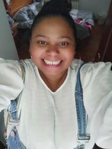 622044057: Chica busca chico en La Coruña