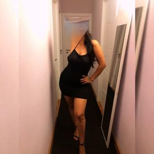 632688617: Chica busca chico en Madrid