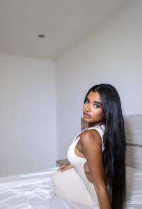 602340501: Chica busca chico en Sevilla