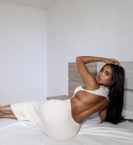 602340501: Chica busca chico en Sevilla