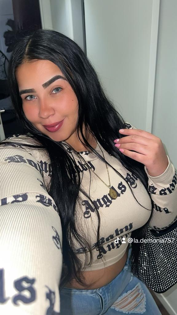 632271777: Chica busca chico en Almería