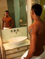 637195145: Chico busca chica en Barcelona