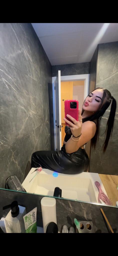 678968608: Chica busca chico en Cantabria