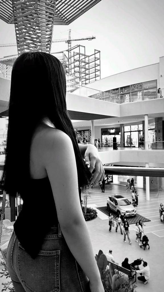 Chica busca chico en Cádiz: 