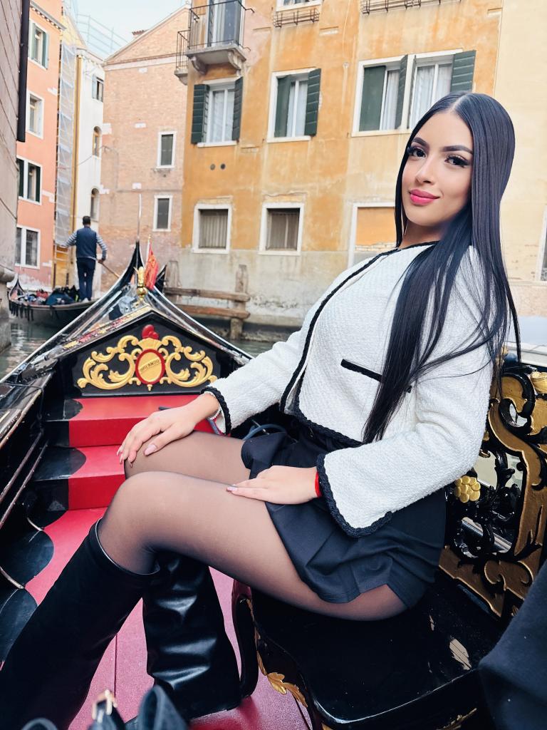 613595924: Chica busca chico en Mallorca