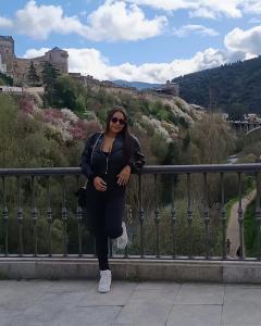 642424665: Chica busca chico en Orense