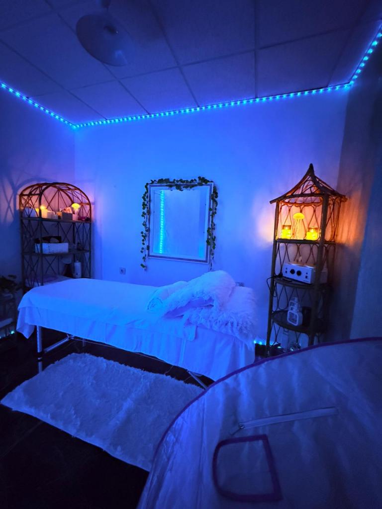 Chica busca chico en Granada: 