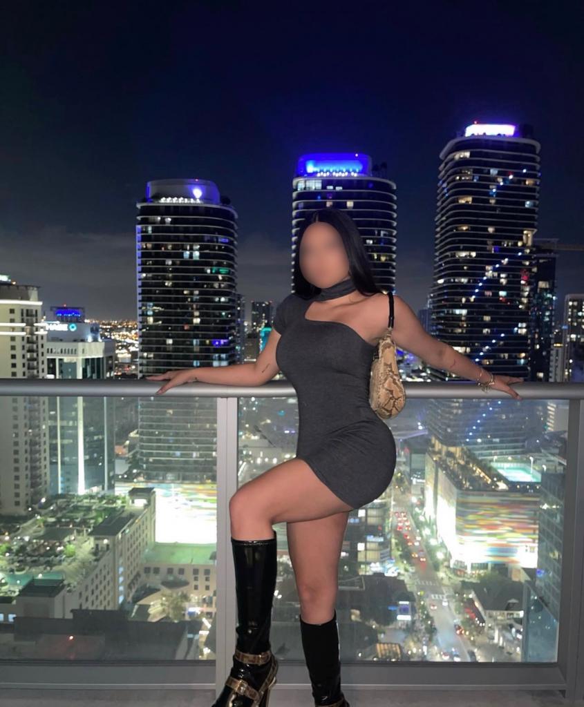 Chica busca chico en La Coruña: 