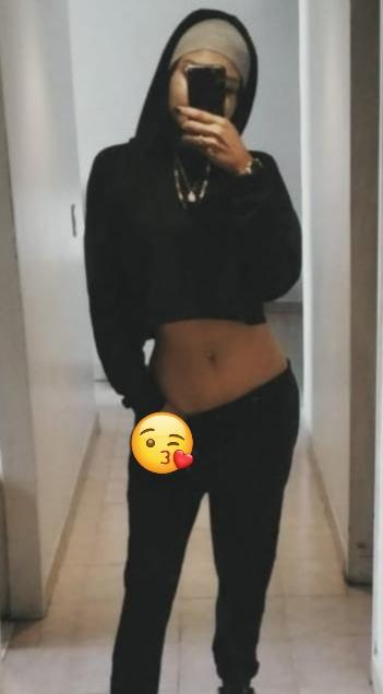 625300262: Chica busca chico en Gerona