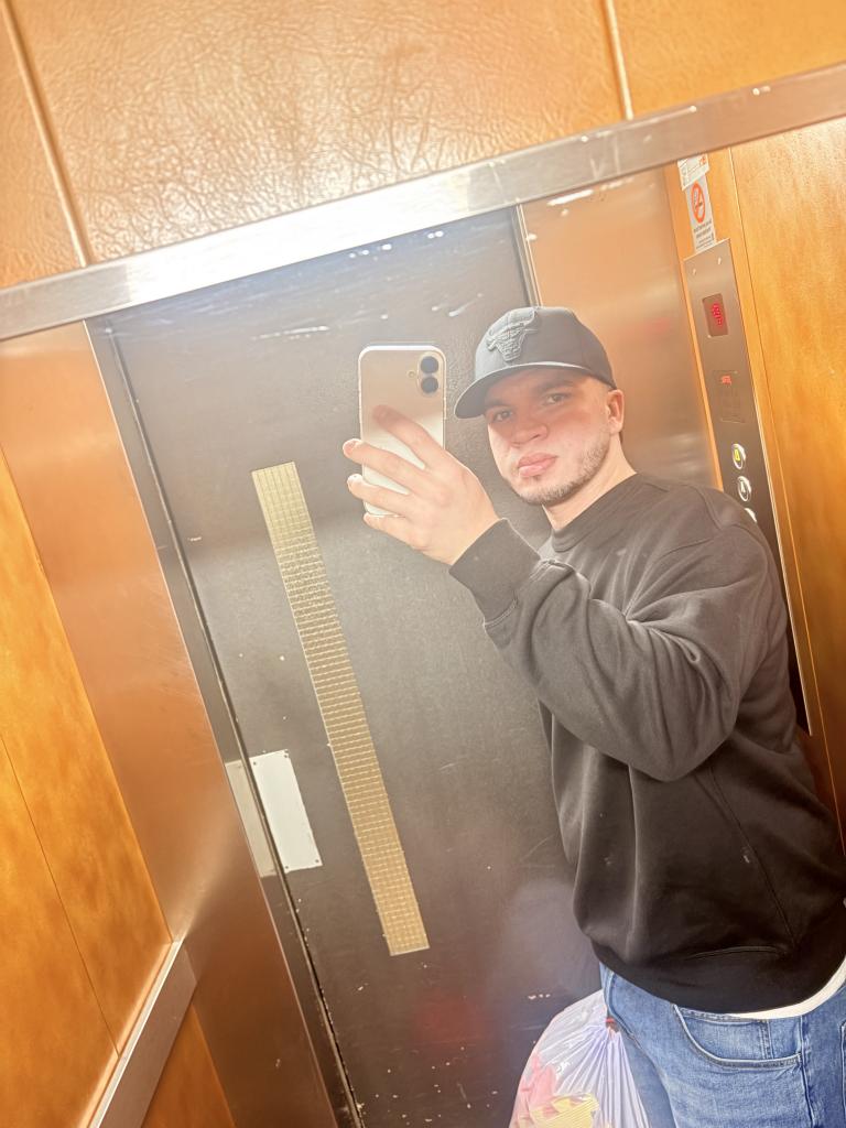 Chico busca chica en Barcelona: 