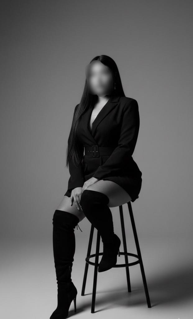 Chica busca chico en Tenerife: 