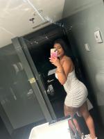 603112630: Chica busca chico en Gerona