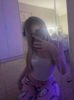 663175290: Chica busca chico en Murcia