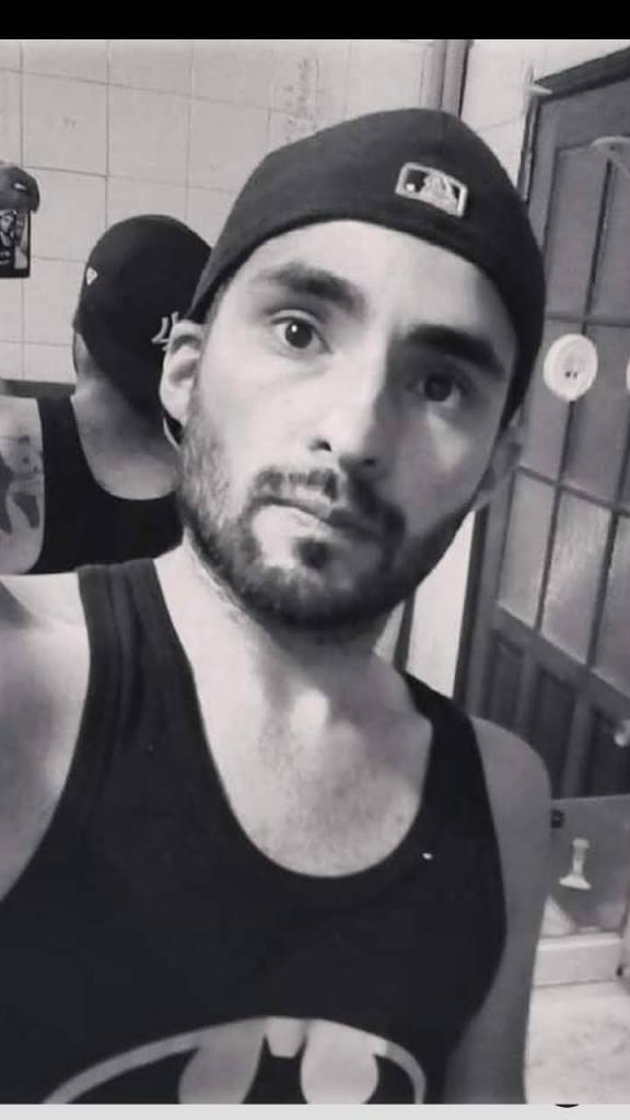 Chico busca chica en Málaga: 