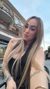 664290243: Chica busca chico en Barcelona