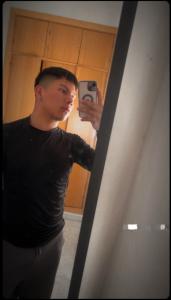 677655738: Chico busca chica en Valencia