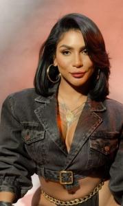 670992544: Transexual en Madrid